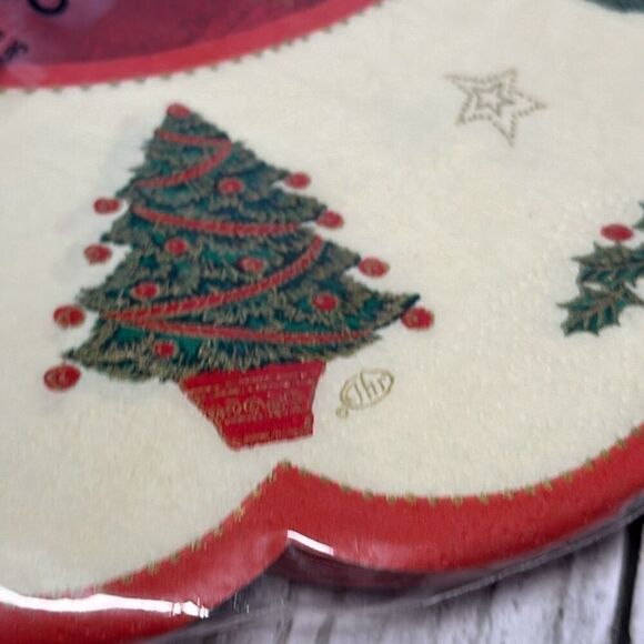 Vintage Ideal Home Range IHR Christmas Tree Round Napkins 12 Count NEW set of 4 - Picture 8 of 8